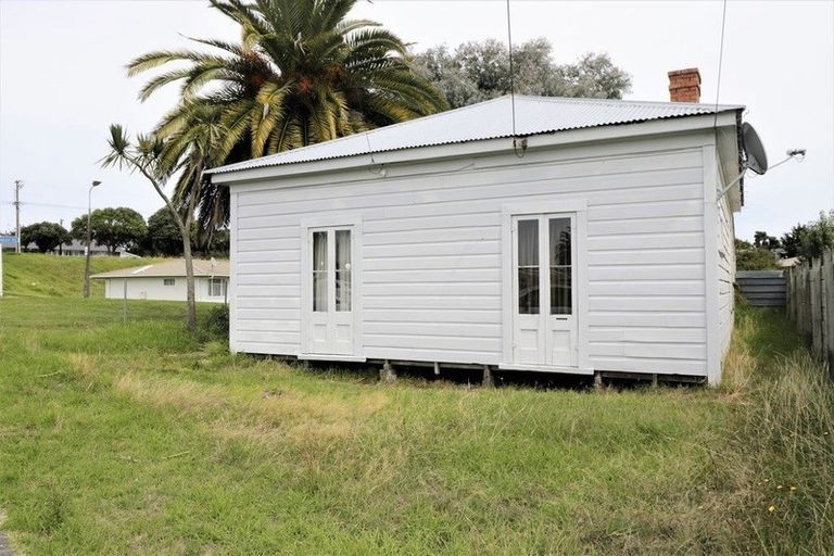 Photo of property in 3 Gorran Avenue, Gonville, Whanganui, 4501