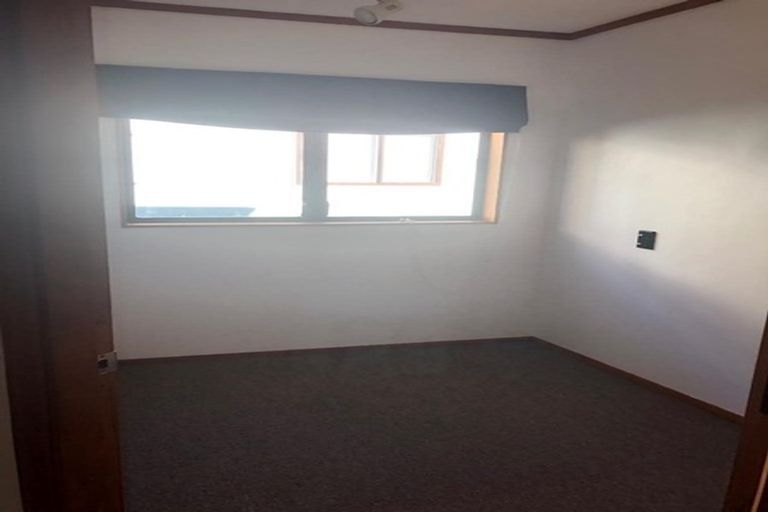 Photo of property in 14 Pa Road, Pukerua Bay, 5026