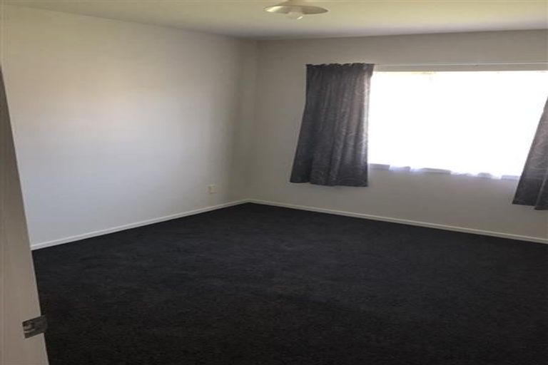 Photo of property in 2/20 Kent Road, Manurewa, Auckland, 2102