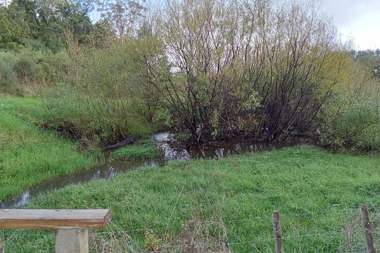 Photo of property in 1812 Kaipara Coast Highway, Kaukapakapa, 0984