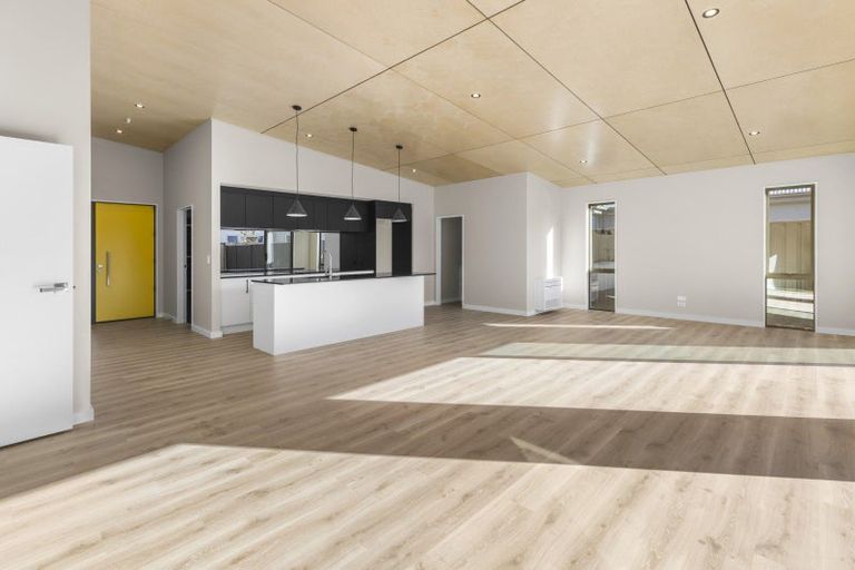 Photo of property in 120 Burdon Loop, Lake Hawea, 9382