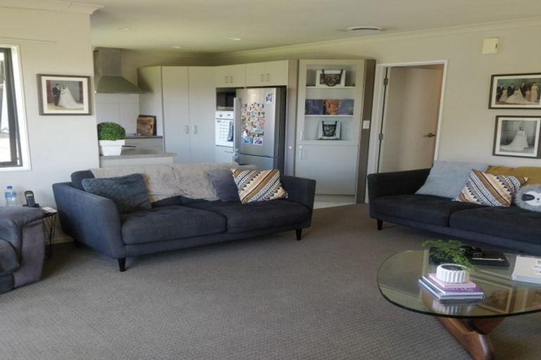 Photo of property in 102a Pah Road, Papatoetoe, Auckland, 2025