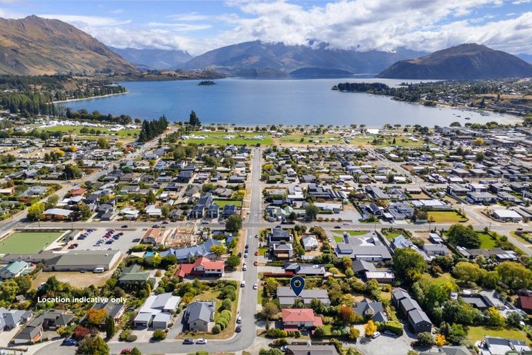 Photo of property in 76 Roche Street, Wanaka, 9305