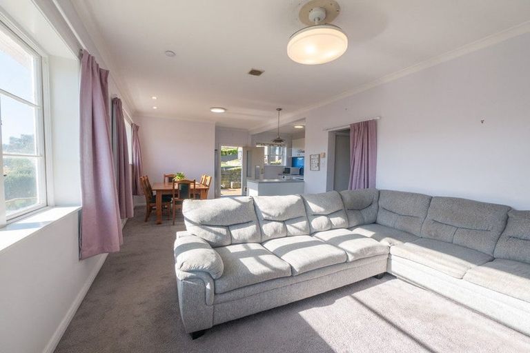Photo of property in 14 Scotland Terrace, Green Island, Dunedin, 9018