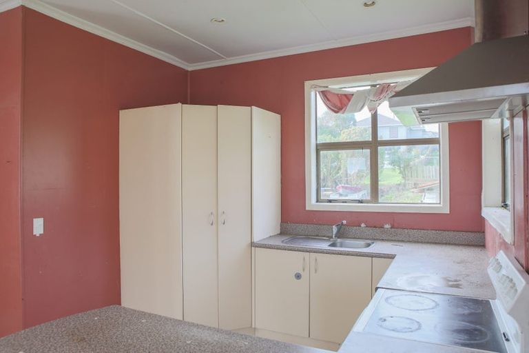 Photo of property in 11 Theodore Street, Bluff, 9814