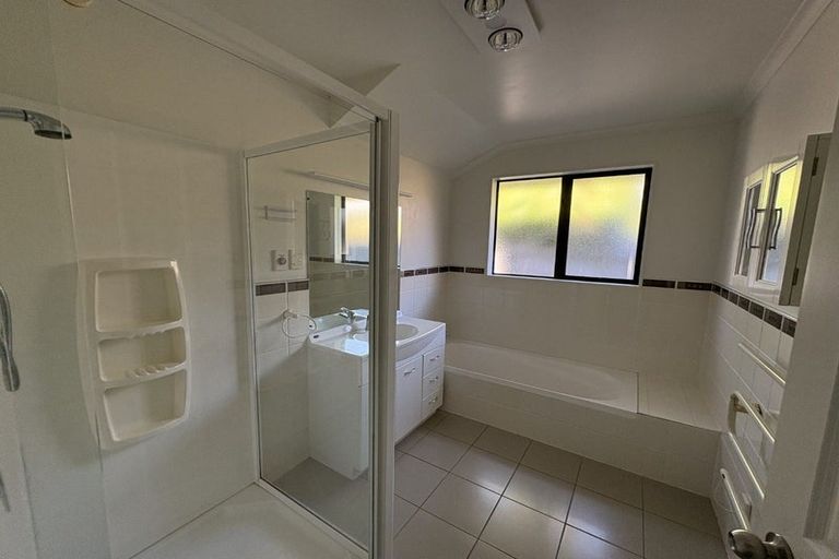 Photo of property in 18 Kendall View, Stoke, Nelson, 7011