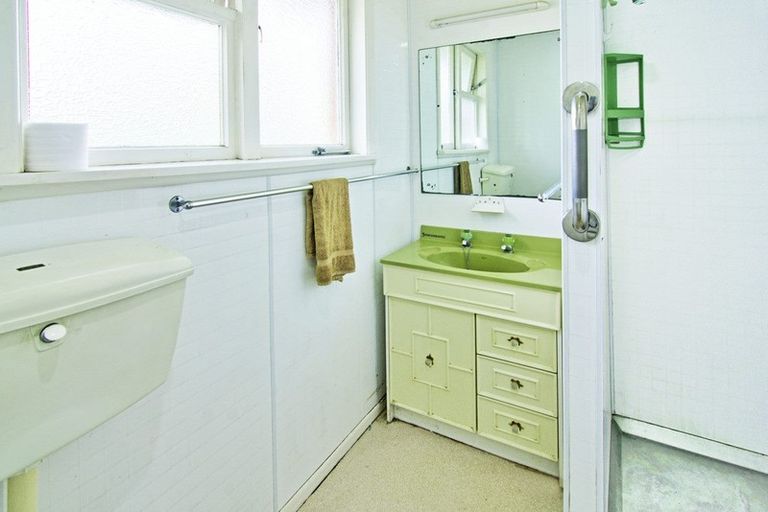 Photo of property in 248 High Street North, Carterton, 5713