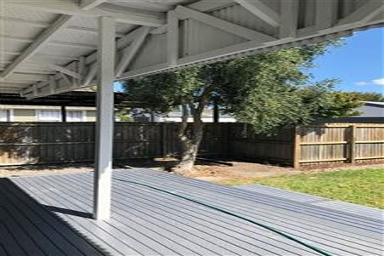 Photo of property in 15 Bronwyn Street, Mairehau, Christchurch, 8052