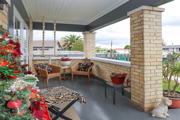 Photo of property in 16 Hakanoa Street, Huntly, 3700