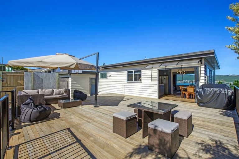 Photo of property in 40 Eskdale Road, Papakowhai, Porirua, 5024