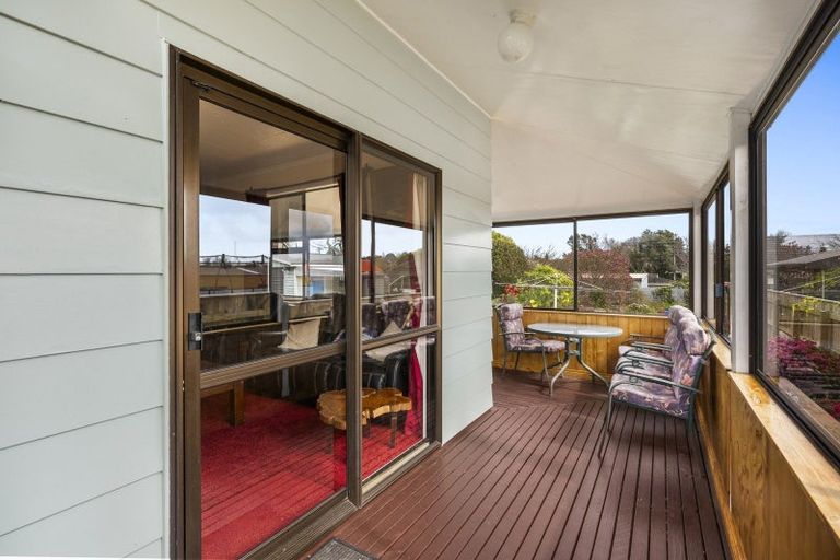 Photo of property in 12 Dunn Street, Egmont Village, 4372