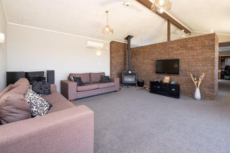 Photo of property in 180 Katene Road, Normanby, Hawera, 4675