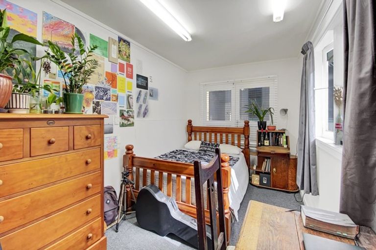 Photo of property in 88 Victoria Road, Devonport, Auckland, 0624