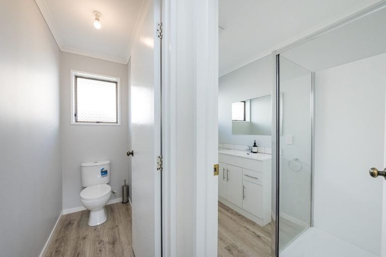 Photo of property in 41 Moyne Avenue, Milson, Palmerston North, 4414