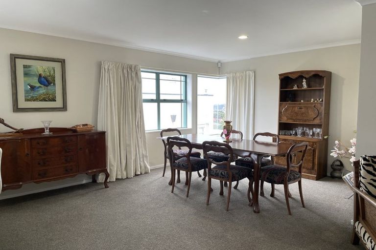 Photo of property in Mt Carmel Mews, 1/9 Arawa Road, Hataitai, Wellington, 6021