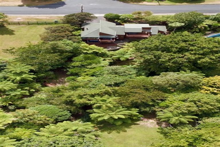 Photo of property in 62 Grand Vue Road, Kawaha Point, Rotorua, 3010