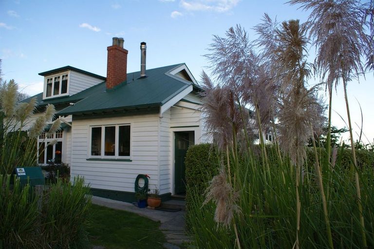 Photo of property in 27 Seaview Road, Brighton, Dunedin, 9035