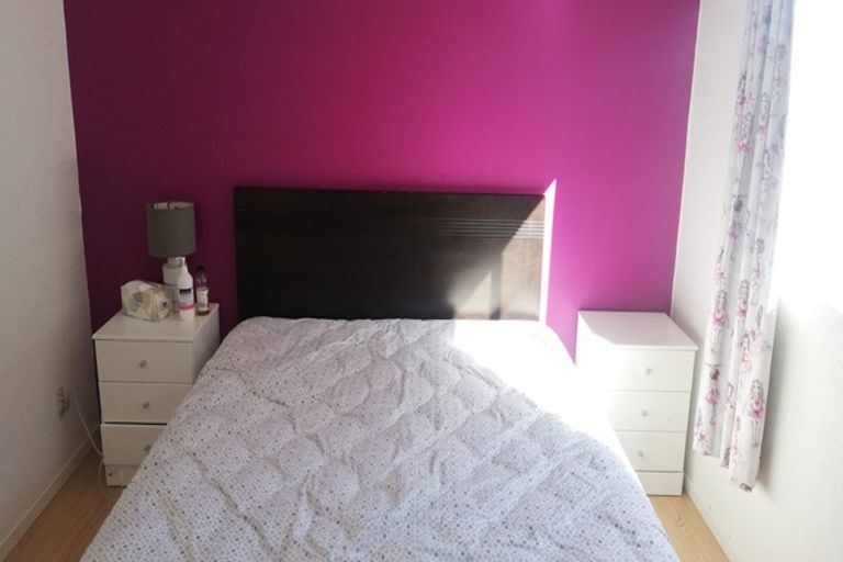 Photo of property in 2a Percy Dyett Drive, Karori, Wellington, 6012