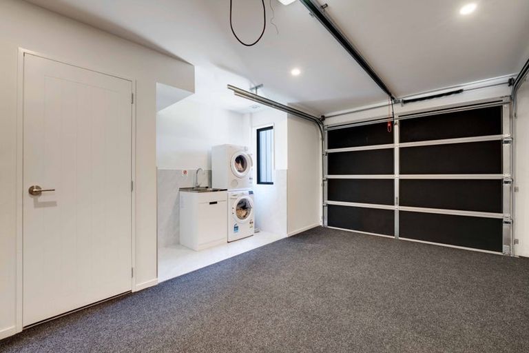 Photo of property in 23d Bayview Road, Bayview, Auckland, 0629