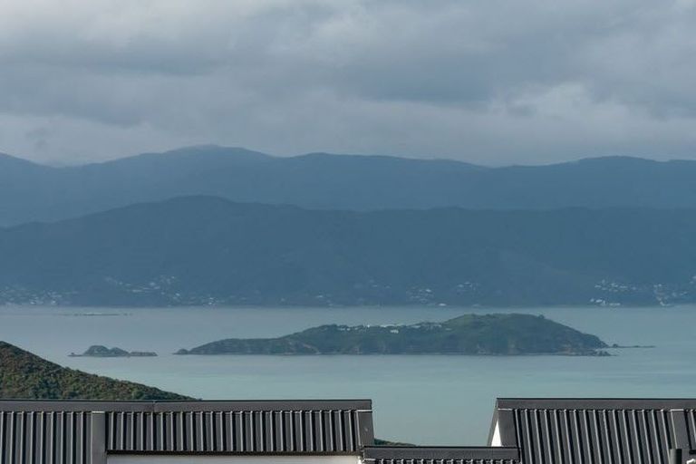 Photo of property in 15 Nagpur Terrace, Broadmeadows, Wellington, 6035