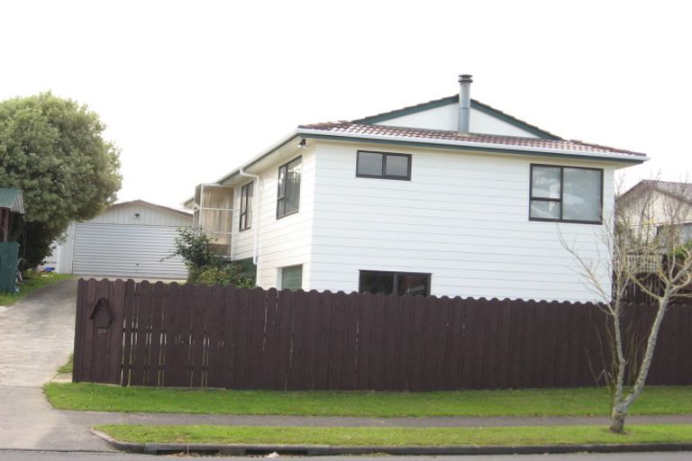 Photo of property in 109 Carnoustie Drive, Wattle Downs, Auckland, 2103