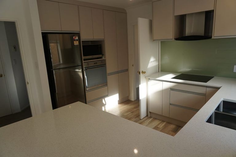 Photo of property in 1/70 Uxbridge Road, Mellons Bay, Auckland, 2014