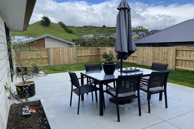 Photo of property in 154 Adler Drive, Ohauiti, Tauranga, 3112
