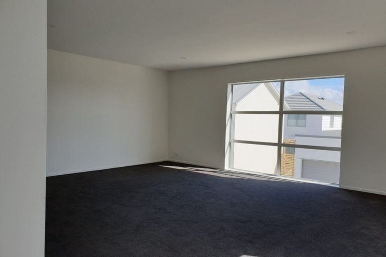 Photo of property in 6 Treestump Road, Takanini, 2112