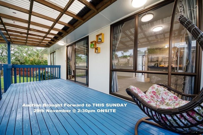 Photo of property in 17 Rehia Road, Massey, Auckland, 0614