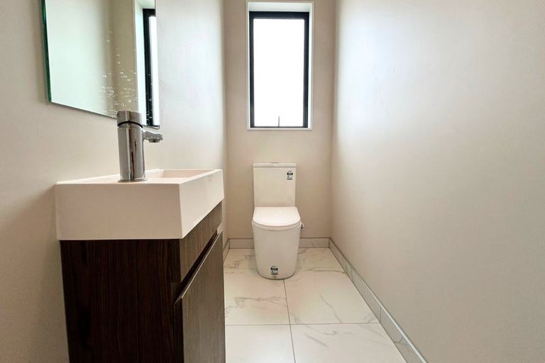 Photo of property in 20 Tararua Street, Massey, Auckland, 0614