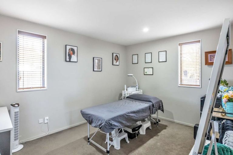 Photo of property in 30 Coates Street, Westport, 7825