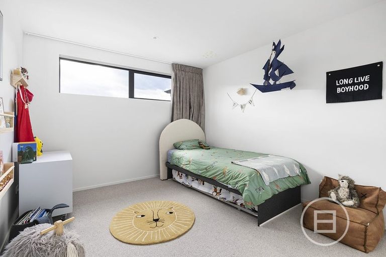Photo of property in 34 Minaret Ridge, Wanaka, 9305