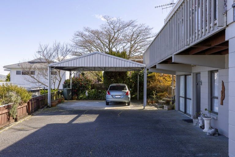 Photo of property in 2/25 Golders Place, Richmond Heights, Taupo, 3330