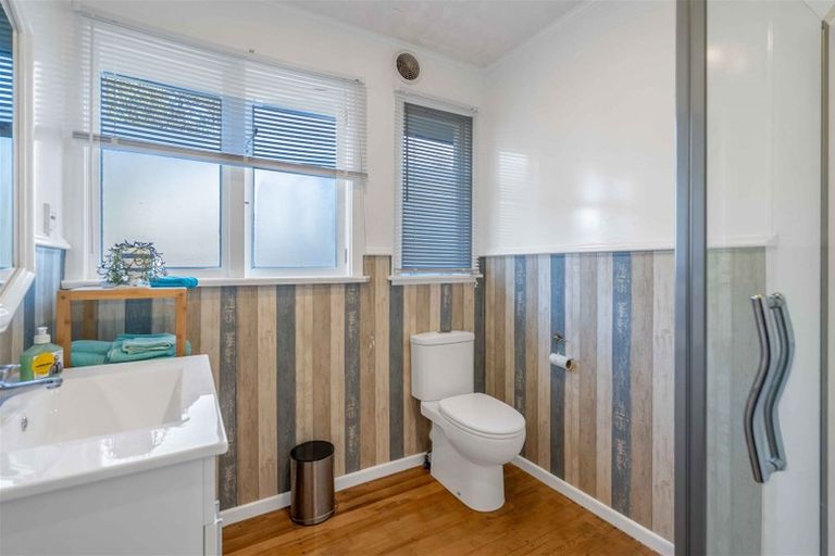 Photo of property in 11 Seymour Street, Gore, 9710