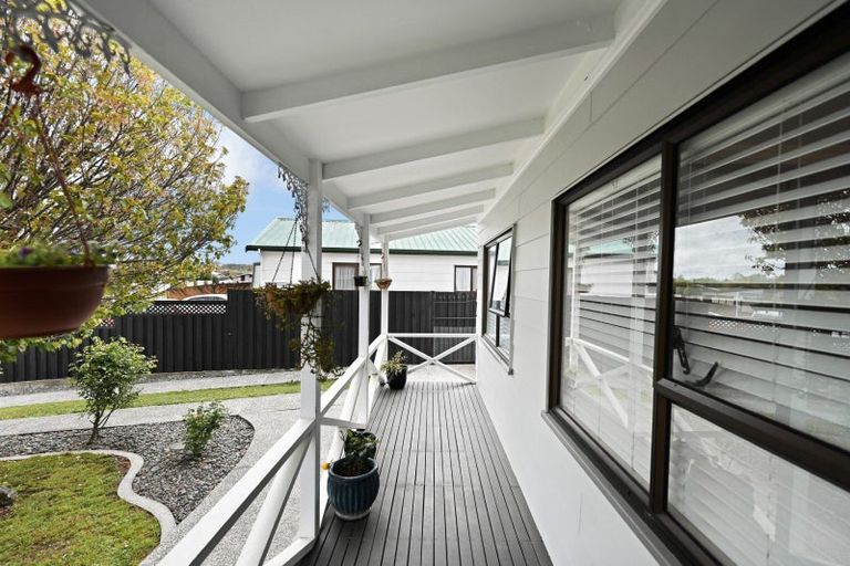 Photo of property in 20 Jasmine Avenue, Dinsdale, Hamilton, 3204