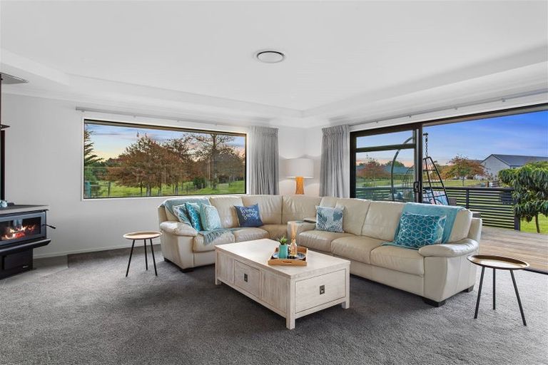 Photo of property in 8 Te Haunui Lane, Pegasus, 7612