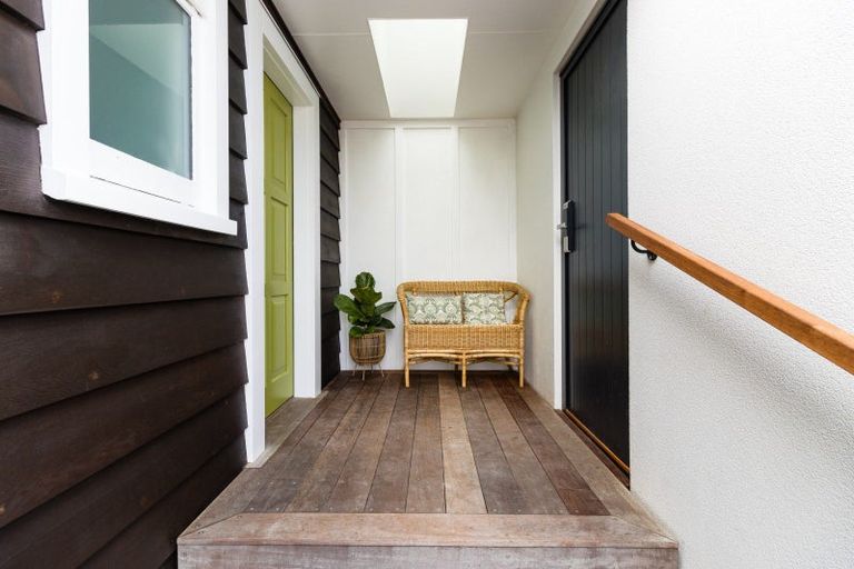 Photo of property in 61/4c Osborne Road, Amberley, 7410