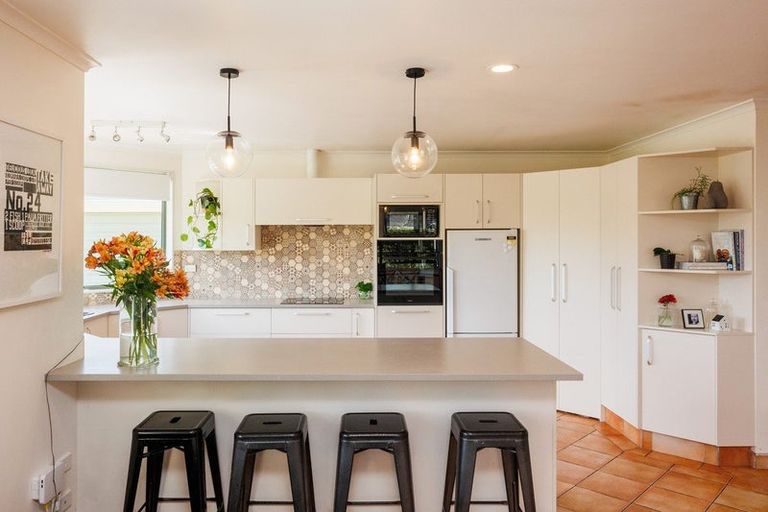 Photo of property in 19 Barnett Drive, Marton, 4710