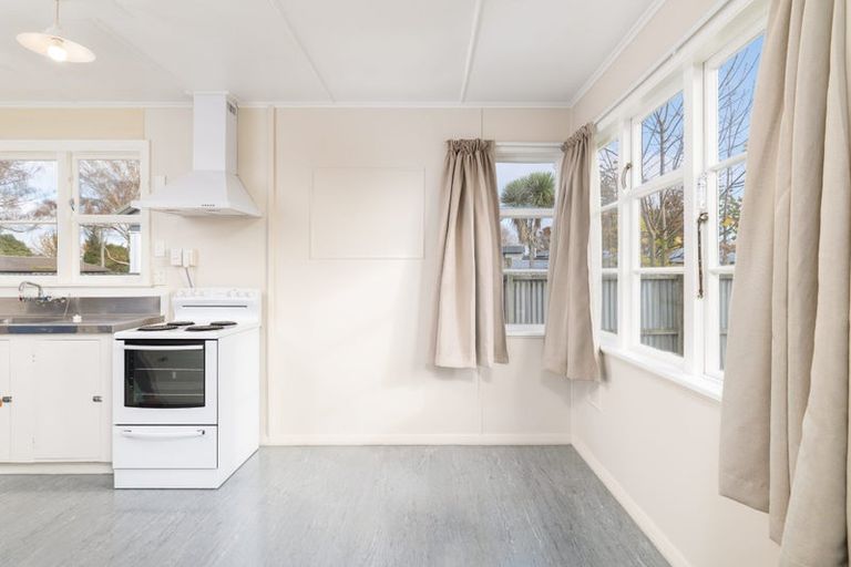 Photo of property in 166 Aorangi Road, Bryndwr, Christchurch, 8053