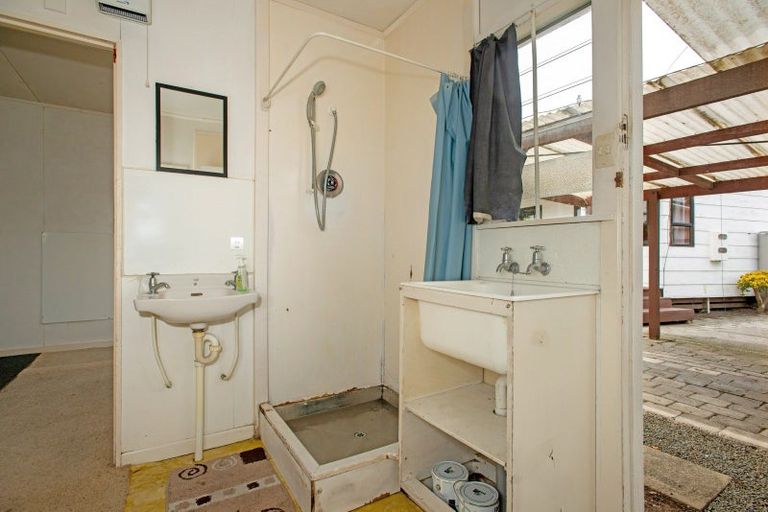 Photo of property in 23a De Lautour Road, Kaiti, Gisborne, 4010