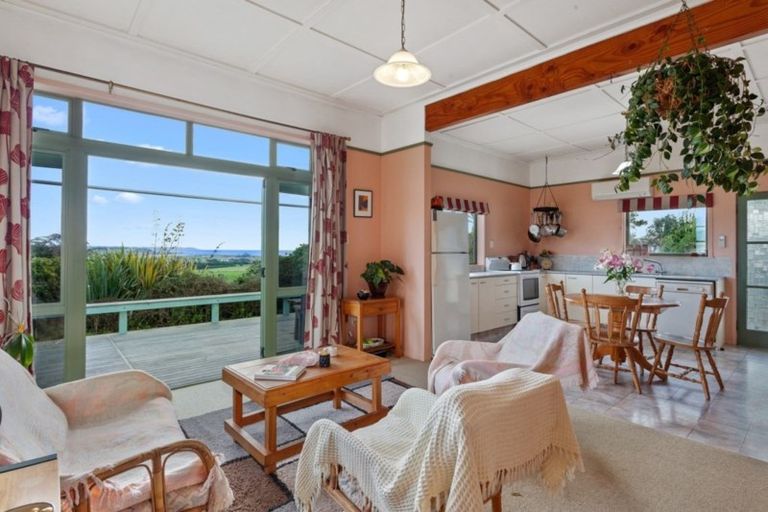 Photo of property in 59 Beach Road Extension, Tirohanga, Opotiki, 3197