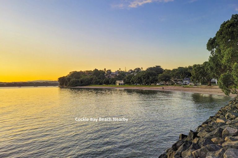 Photo of property in 1/14 Trident Place, Shelly Park, Auckland, 2014