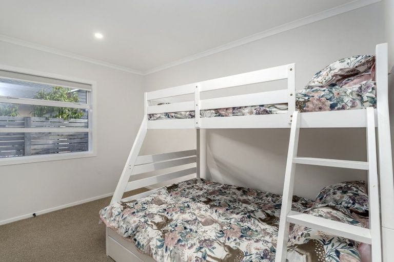 Photo of property in 100 Kupe Drive, Whitianga, 3510