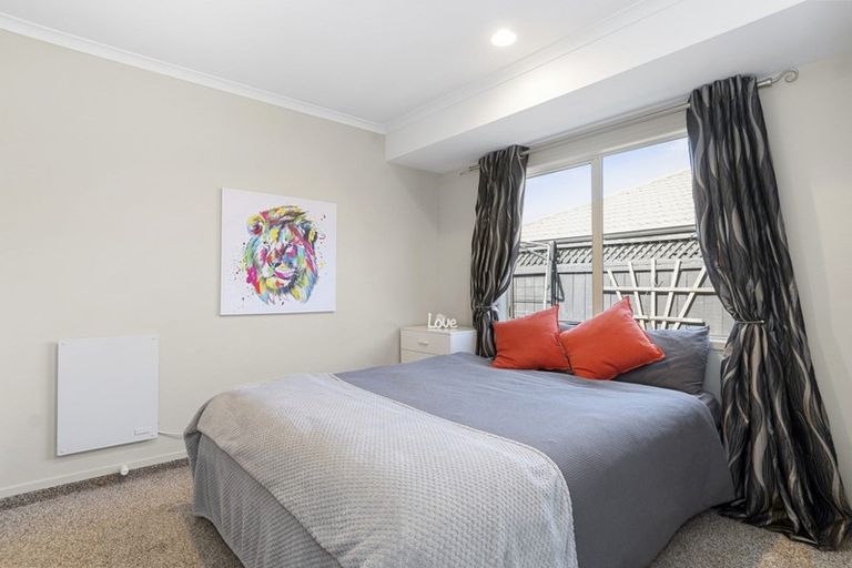 Photo of property in 12 Kestrel Avenue, Welcome Bay, Tauranga, 3112