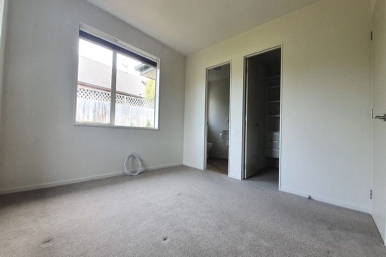 Photo of property in 11 Taggart Place, Sockburn, Christchurch, 8042