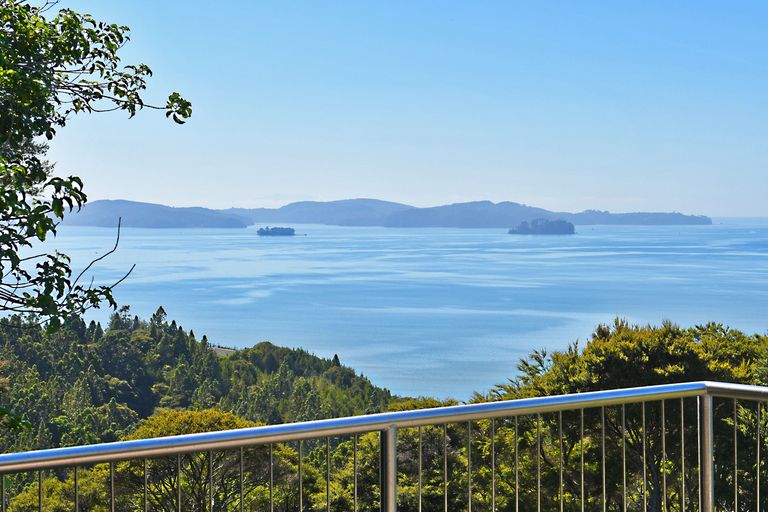 Photo of property in 21 Kauri Drive, Sandspit, Warkworth, 0982