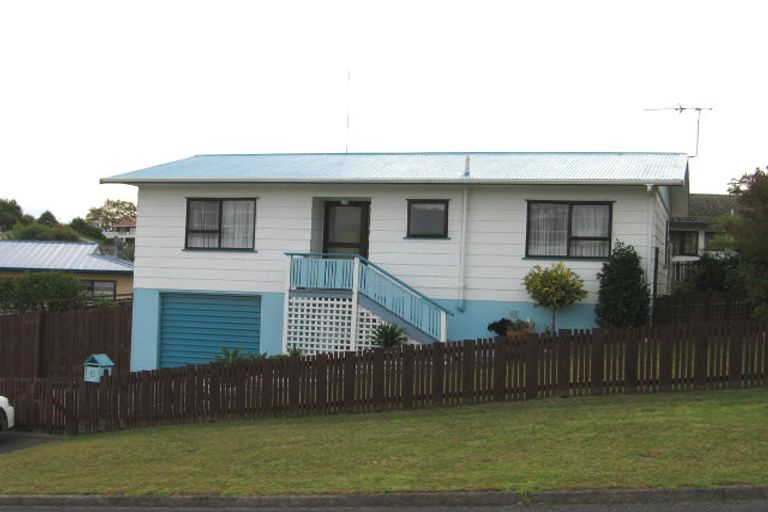 Photo of property in 6a Mona Vale, West Harbour, Auckland, 0618