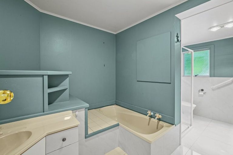 Photo of property in 75 Belt Road, New Plymouth, 4310