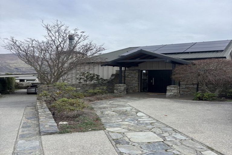 Photo of property in 15 Rowan Court, Wanaka, 9305