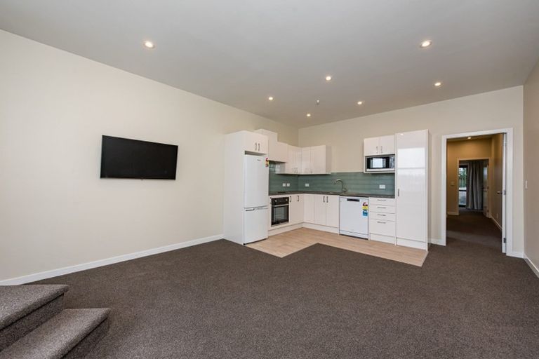 Photo of property in 35 Hankey Street, Mount Cook, Wellington, 6011